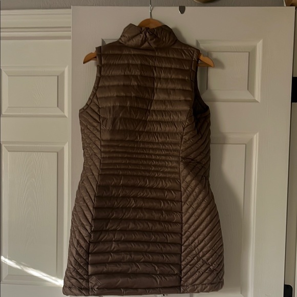 NWT Women's Down Right Long Vest size small - Picture 10 of 10